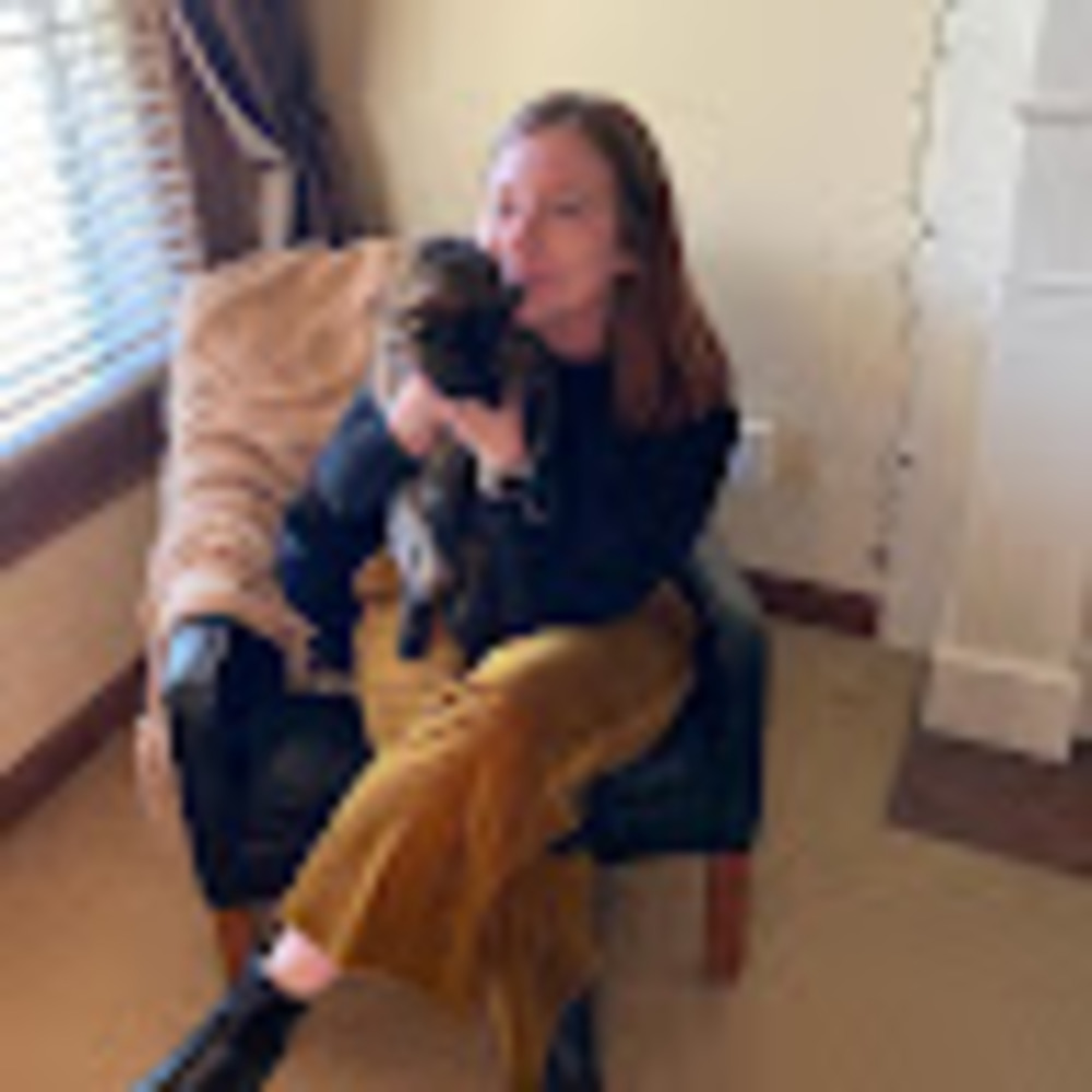 Meet your Posher, Emma